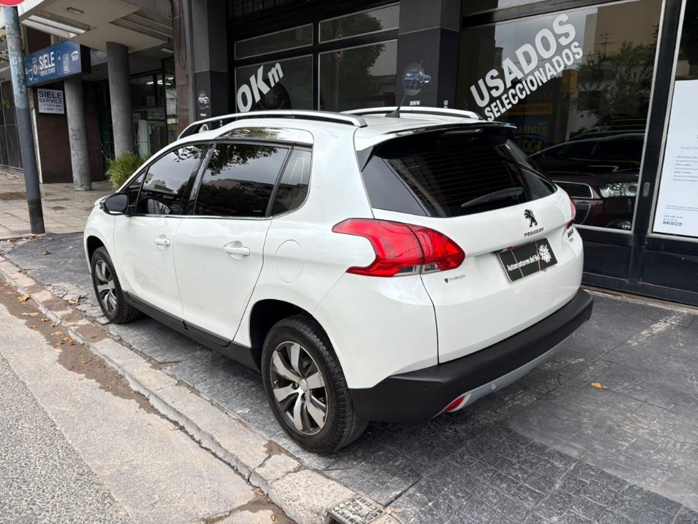 Peugeot 2008 Sport — foto 14